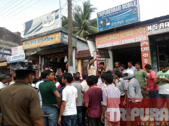 Businessman hits road over water crisis Businessman hits road over water crisis